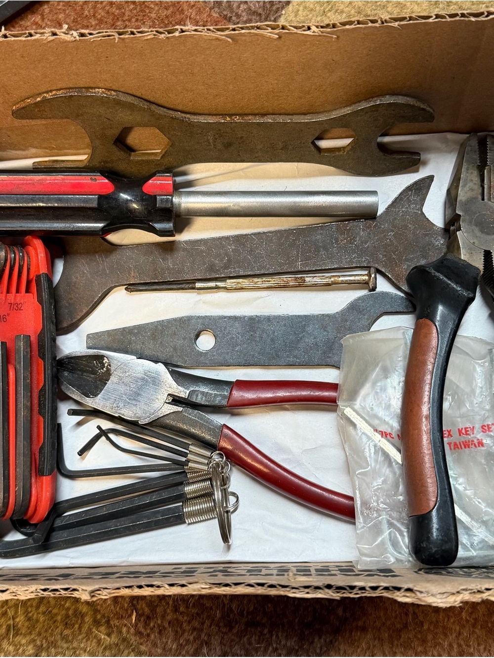 Assorted tool lot